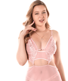 Nikoletta - Silky Smooth