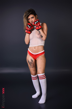 Serena Gomes - Knockout! - 1